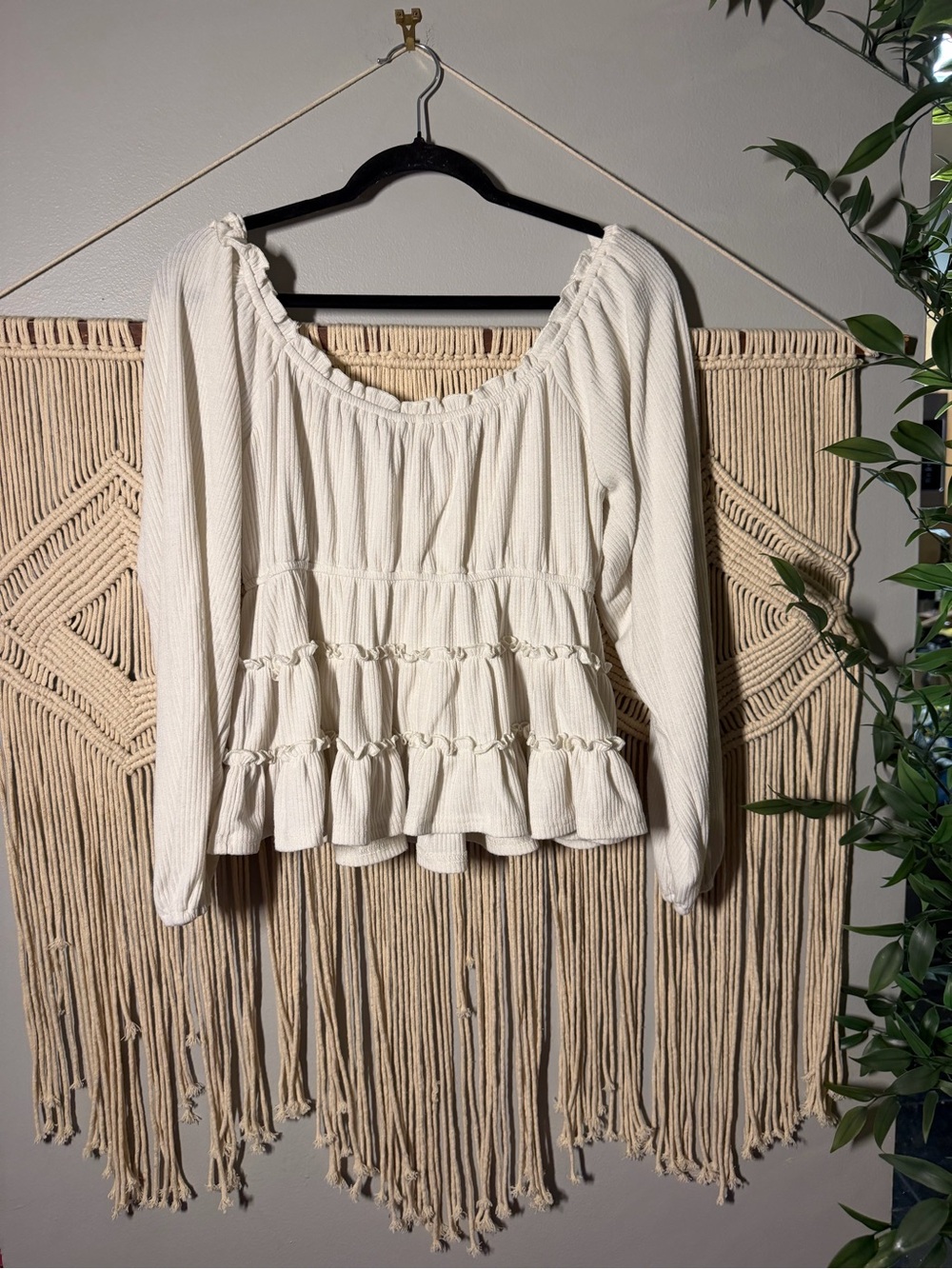 Altar’d State Cream Ribbed Off Shoulder Ruffle Peplum Top Size Medium - Picture 3 of 8